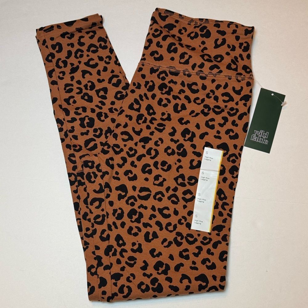 Wild Fable Women’s Brown and Black Animal Print High Rise Leggings Size Small